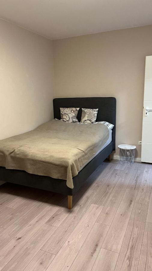 Hochfeld Apartment In เอาก์สเบิร์ก ภายนอก รูปภาพ